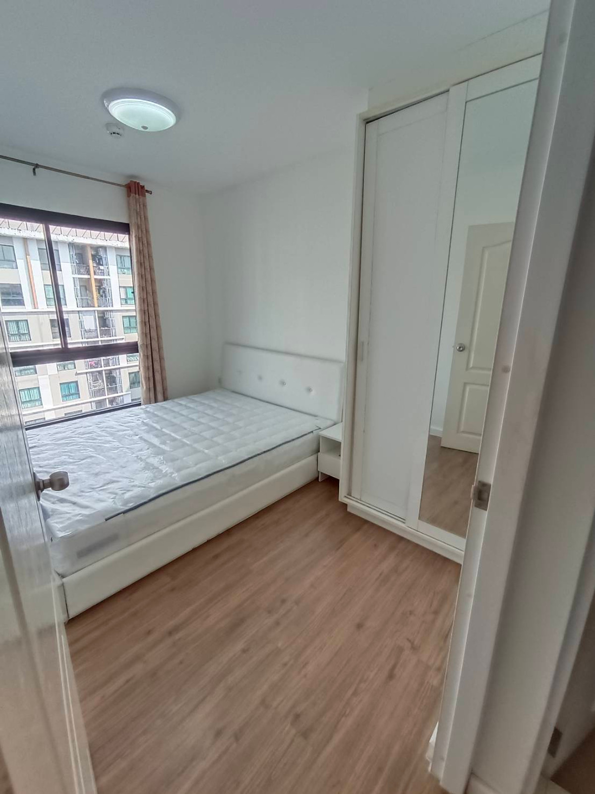 For Sale I Condo Phetkasem 39 7th Floor Building : A Size 24 sq.m. 1 Bedroom 1 Bathroom #S2474# For Sale I Condo Phetkasem 39 7th Floor Building : A Size 24 sq.m. 1 Bedroom 1 Bathroom #S2474#