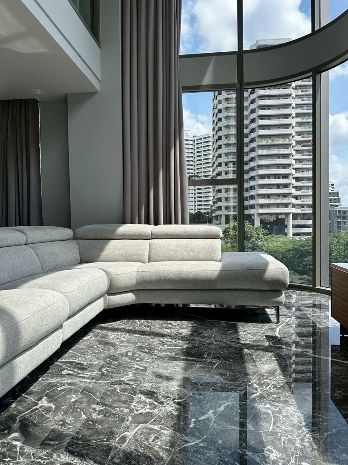 🏙️ Luxury Duplex Pet-Friendly | Ashton Residence 41 ใกล้ BTS พร้อมพงษ์ – รูปที่ 3