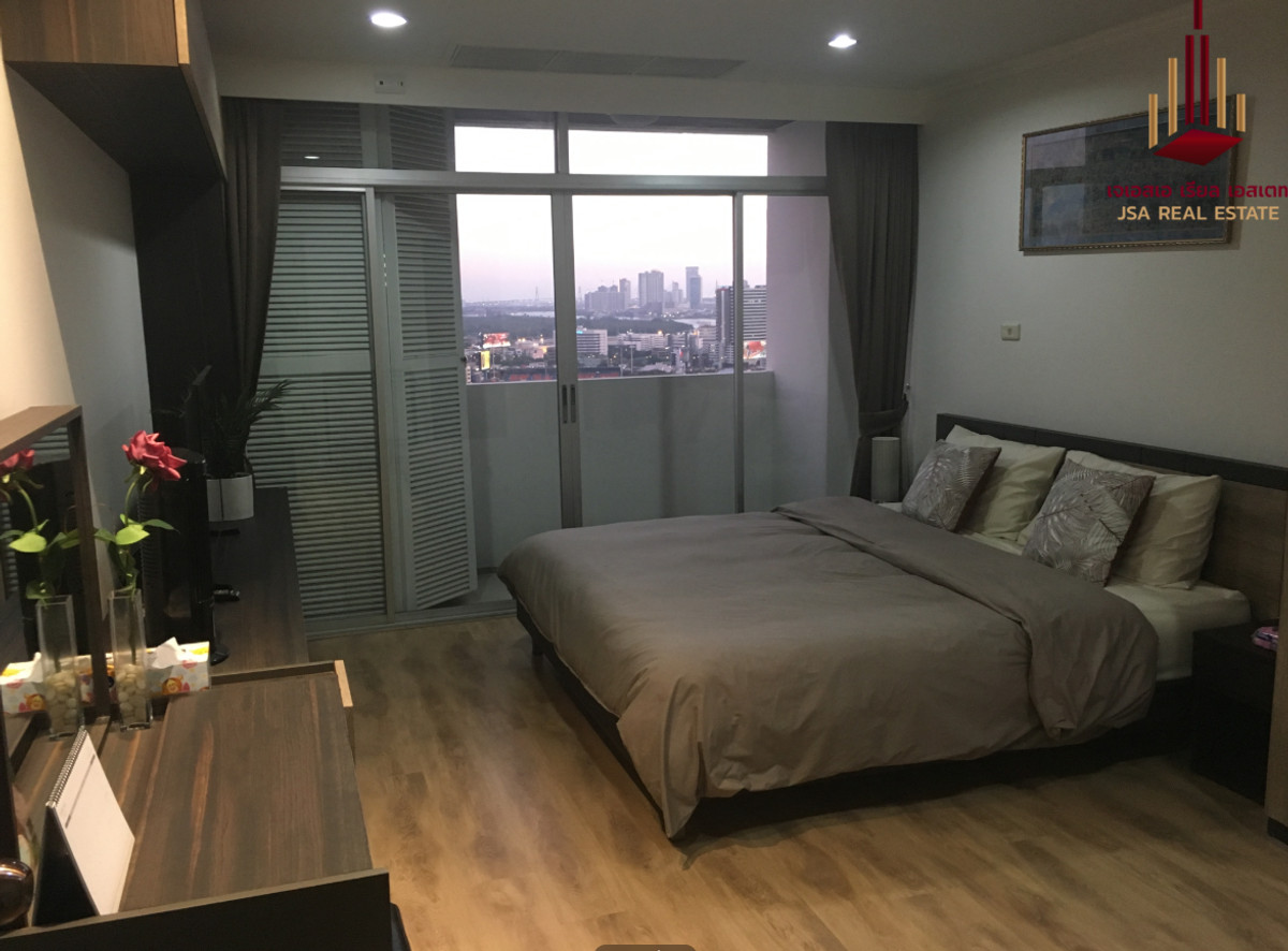 ✨ For Sale: Monterey Place Condo ✨ 💰 Only 15,900,000 THB 3 bedrooms, best price, very good location, near Mrt Queen Sirikit National Convention Center 250 meters. There is a room ready to make an appointment to view. If interested, contact Mr. James Mar. ✨ For Sale: Monterey Place Condo ✨ 💰 Only 15,900,000 THB 3 bedrooms, best price, very good location, near Mrt Queen Sirikit National Convention Center 250 meters. There is a room ready to make an appointment to view. If interested, contact Mr. James Mar.