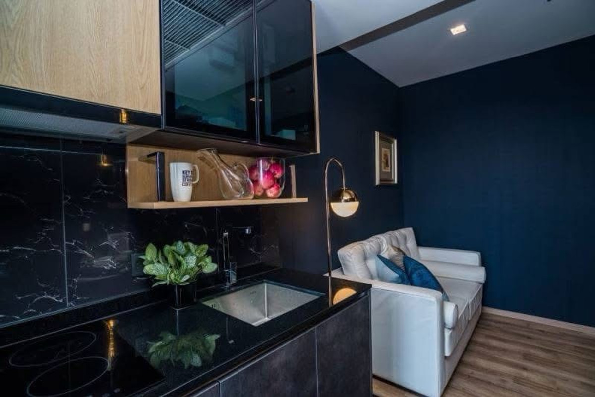 📢 Sell  Condo near BTS Mo Chit & MRT Chatuchak | THE LINE Chatuchak–Mochit | High Floor | Ready to Move In