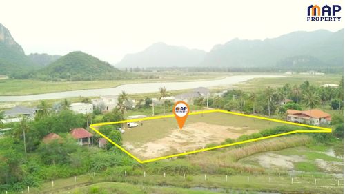 Urgent sale! Land in a housing development project, tourist area