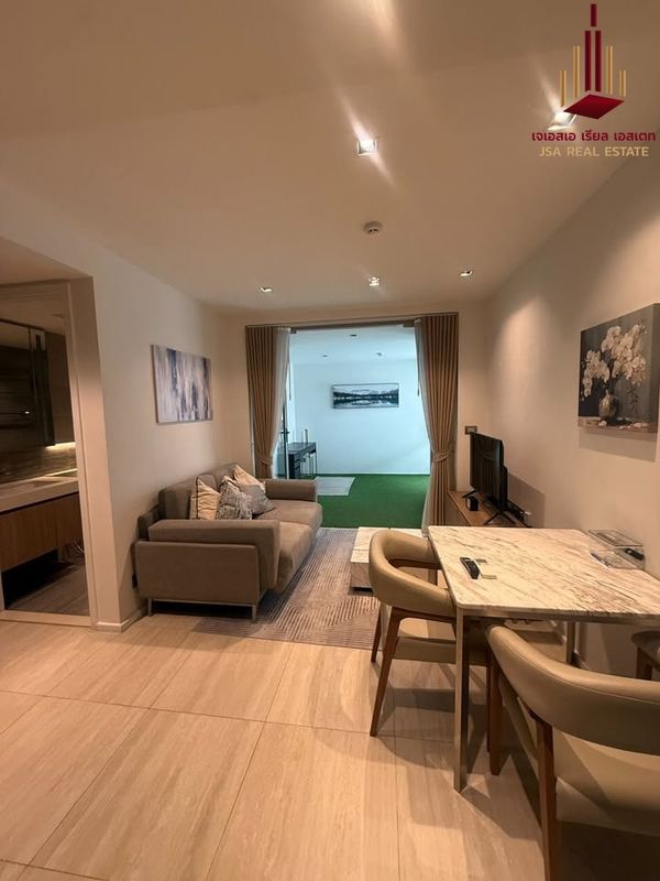 ✨ For Rent: Craft Ploenchit Condo ✨ 💰 Only 34,000 THB/month