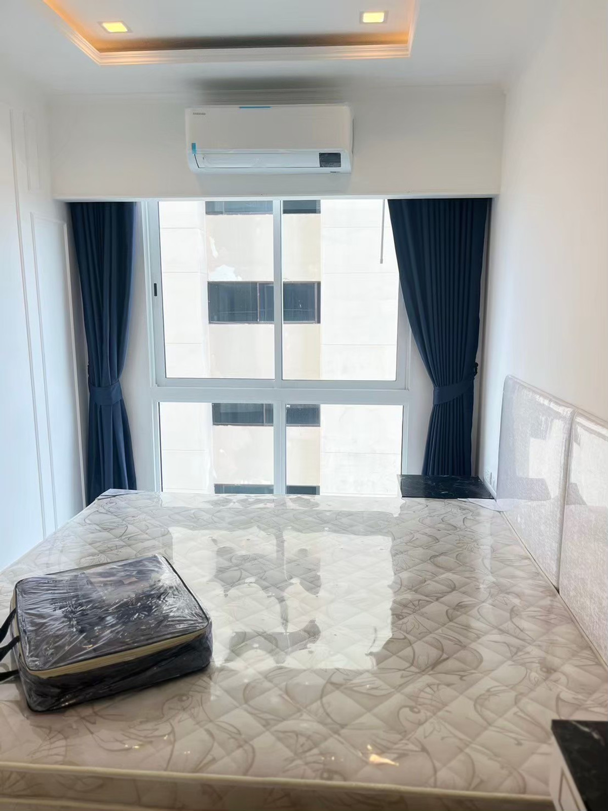ขายคอนโด Empire 1 Bedroom (S03-2187) ขายคอนโด Empire 1 Bedroom (S03-2187)