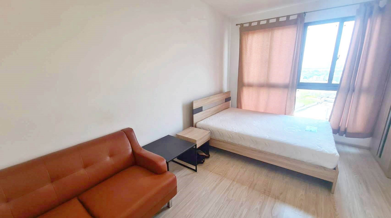 Ideo Mobi Sukhumvit Eastgate fully furnished + Pool view (near BTS Bangna, BITEC, St.Andrews International School Sukhumvit 107, Expressway)