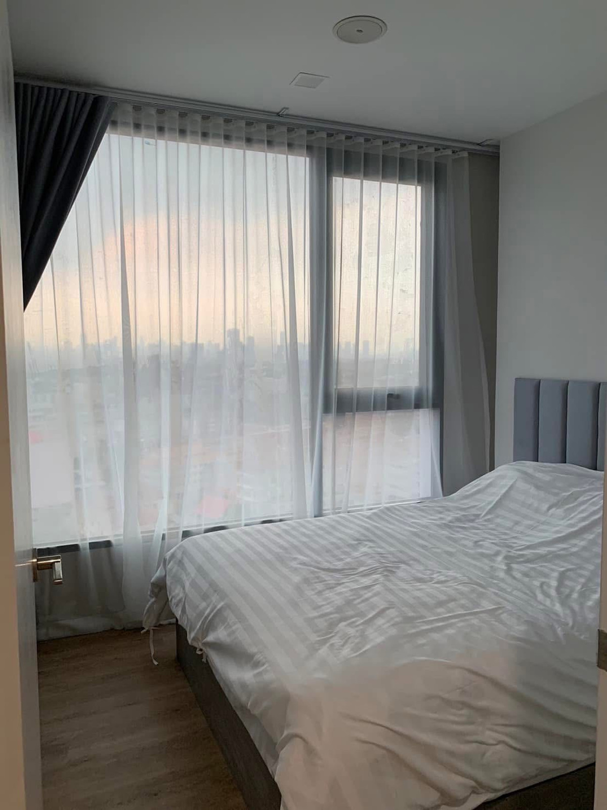For rent, Modiz Rhyme Ramkhamhaeng, corner room, fully furnished, ready to move in, price 12900 baht, reserve now!!! For rent, Modiz Rhyme Ramkhamhaeng, corner room, fully furnished, ready to move in, price 12900 baht, reserve now!!!