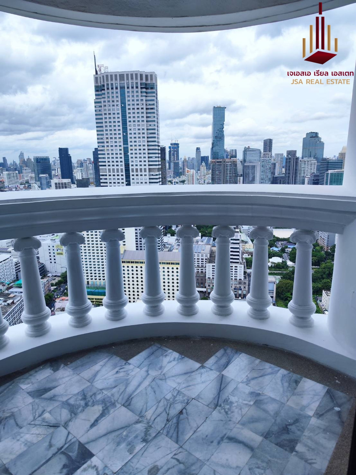 ✨ ขาย  Sale STATE TOWER ✨Only 9,725,000 THB 