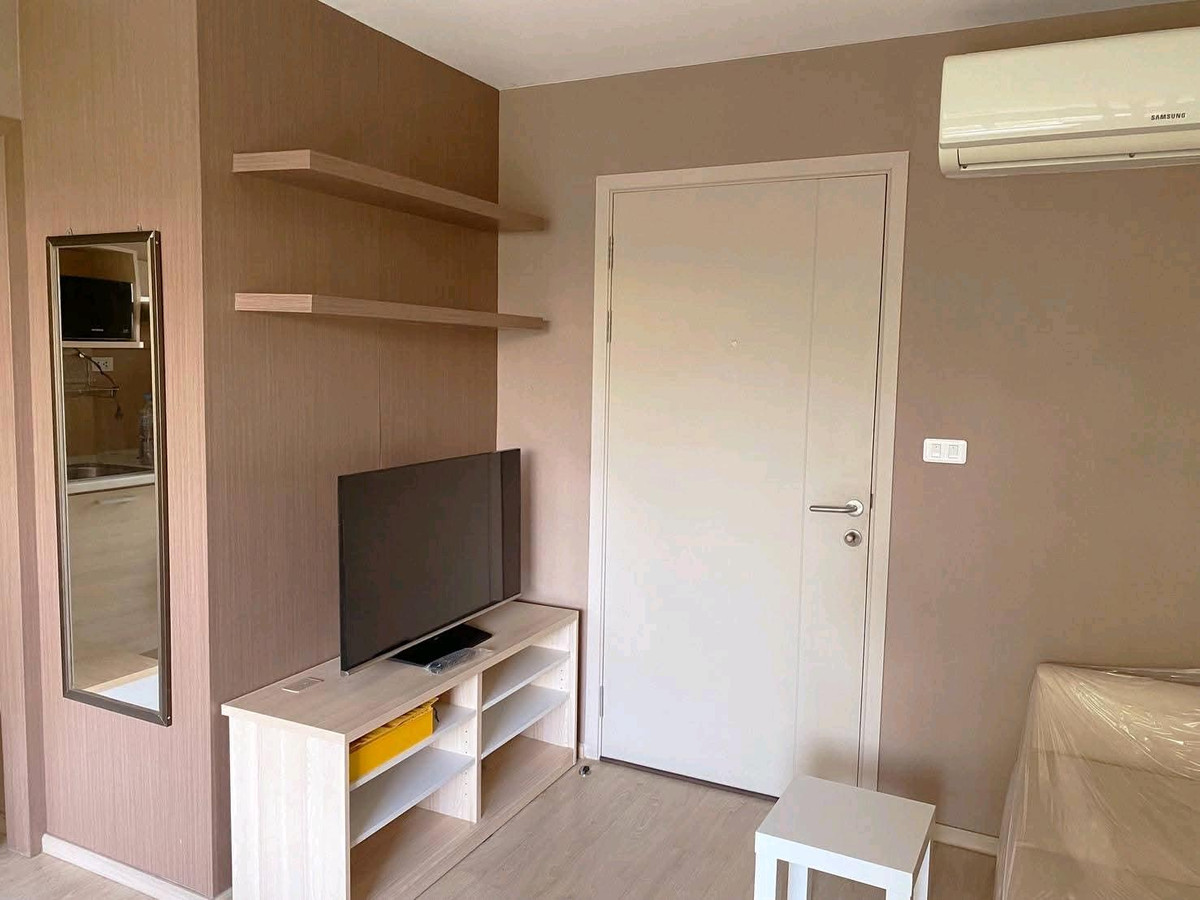 For sale: 25 sq m. Beautiful room exactly as described. Good price. No additional decoration required. Ready to move in