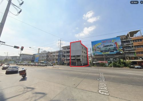 🔥 Corner building for sale! 11.9 million (Liang Mueang Non intersection) 2 booths over 4.5 floors with giant sign frames making money immediately (sold as is)