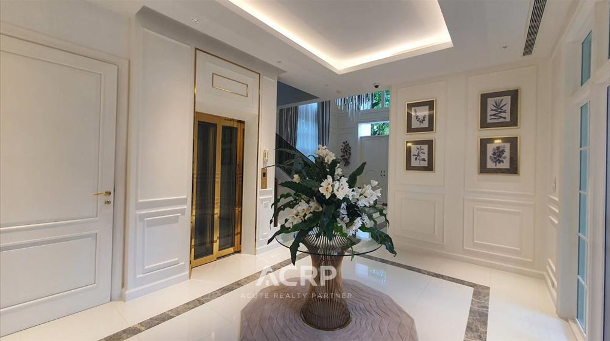 Luxury house for sale, Showhouse 3 floors with elevator, Prasert Manukit Road. Along Ramintra Expressway – รูปที่ 2