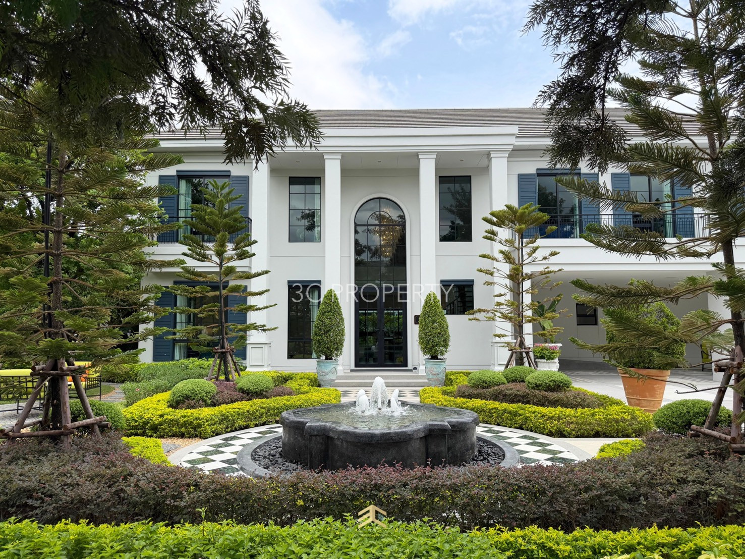 Last unit of sample house!! The most beautiful view: Setthasiri Watcharapol - Theparak 🔥Special price 51.9 million baht Last unit of sample house!! The most beautiful view: Setthasiri Watcharapol - Theparak 🔥Special price 51.9 million baht