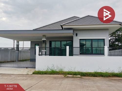 Single-storey detached house for sale, area 66 sq m, Hua Ro, Phitsanulok.