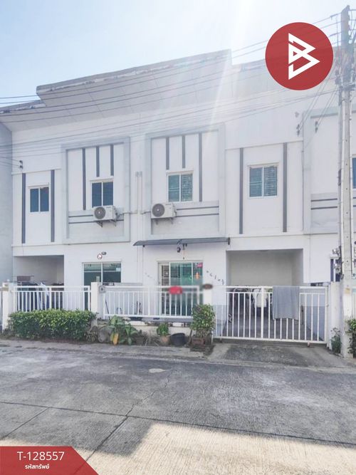Townhouse for sale, Lion Nov Village, Chonburi-Angsila (Lio Nov Chonburi-Angsila), Huai Kapi, Chonburi.