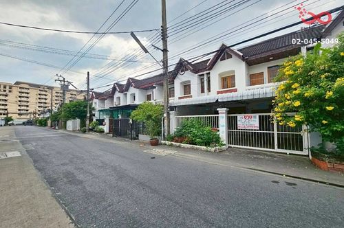 ขายทาวน์เฮาส์ 2ชั้น 25ตร.วา ประชาราษฎร์บำเพ็ญ20 ห้วยขวาง 