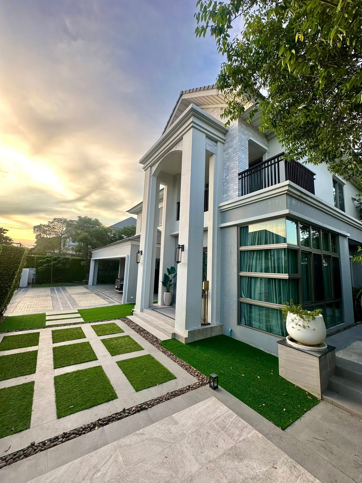 P0405 Luxury Mansion for Sale / Rent – Ready to Move In Perfect Masterpiece Krungthep Kreetha A prestigious luxury residence located on Krungthep Kreetha Road Ideal for high-end families seeking privacy and proximity to international schools P0405 Luxury Mansion for Sale / Rent – Ready to Move In Perfect Masterpiece Krungthep Kreetha A prestigious luxury residence located on Krungthep Kreetha Road Ideal for high-end families seeking privacy and proximity to international schools