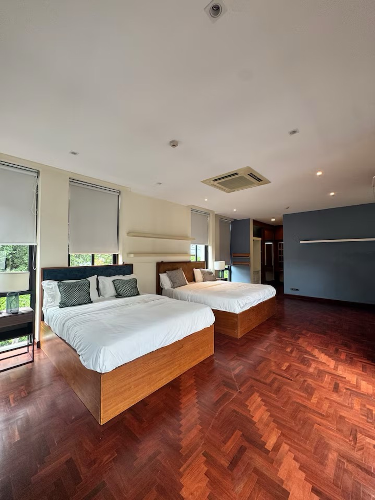 For Rent Pool Villa in Sukhumvit 24 only 5 minute walk to Emquatier and BTS – รูปที่ 4