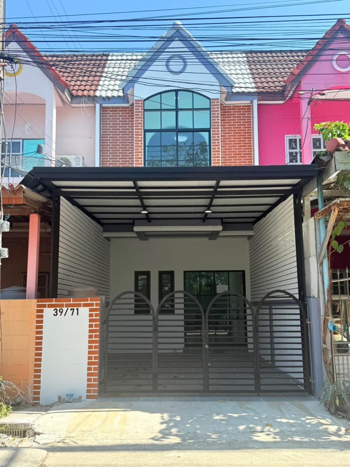 ขายทาวน์เฮ้าส์/ทาวน์โฮม  บ้านมหาลาภ 2 รีโนเวทใหม่ หนองจอก เขต หนองจอก กรุงเทพ CX-140626