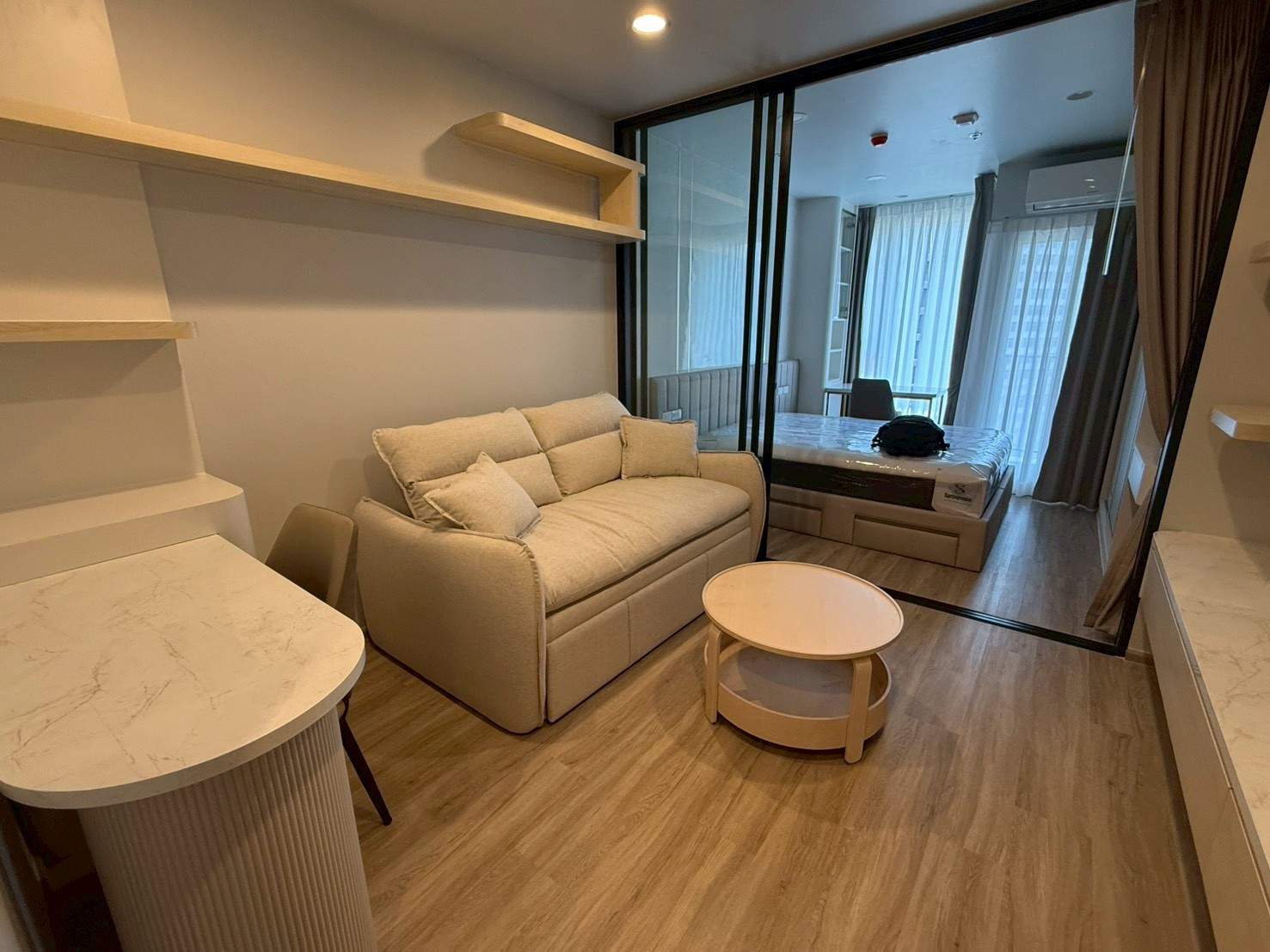 For rent, Culture Thonglor, 1 bedroom, new room, high floor, unblocked view, ready to move in. Taken from the real room 087-7075210 Boy