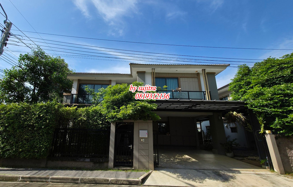 For rent: 2-story detached house, 130 sq m., beautiful and luxurious, 2 houses in the same area, on Chaengwattana-Chaiyaphruek Road.