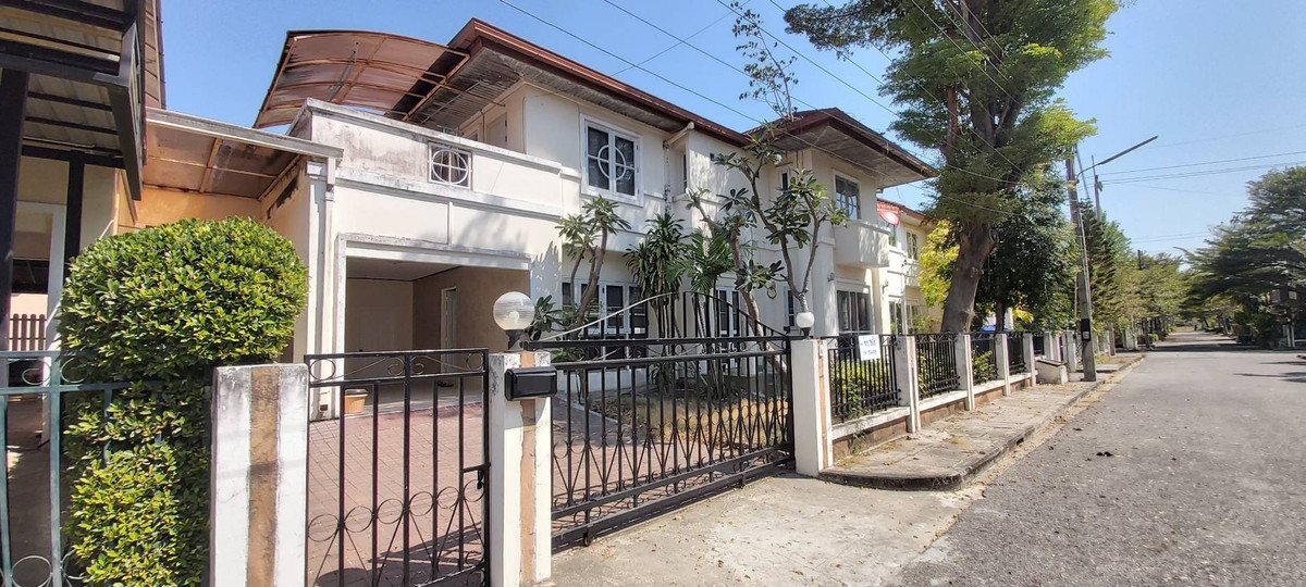 Single house for sale/rent Wichitra Thani Village, Bangna-Trad, Km. 36, Bang Pakong, near Suvarnabhumi Airport (N.1946)