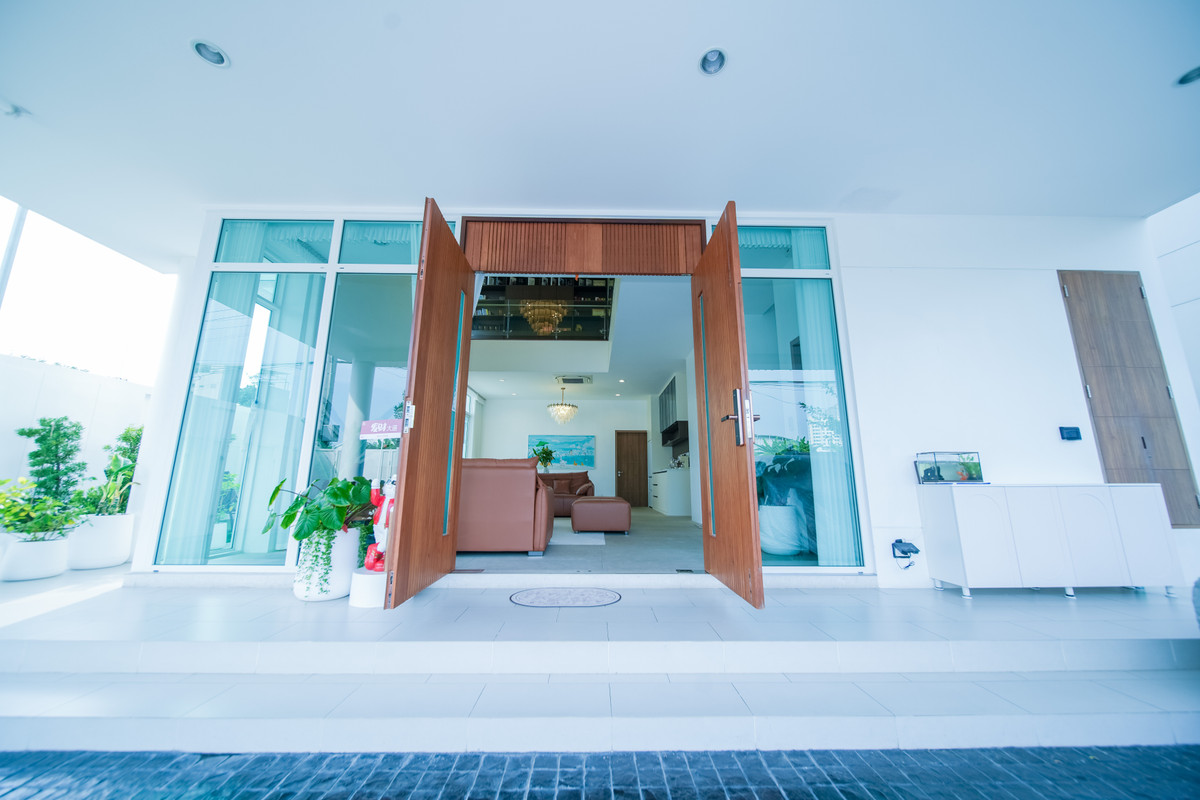 Brand new detached luxury villa for sale in the RAMA9 area of ​​Bangkok! – รูปที่ 2