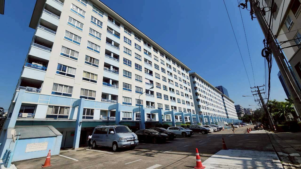ขายคอนโดลุมพินีสาทร ชั้น 1 ทำออฟฟิศ/ค้าขายได้ 61 ตรม. ใกล้ BTS สาทร  Rare Unit! Ground Floor Condo for Office/Shop @Sathon, 61sqm near BTS – รูปที่ 2