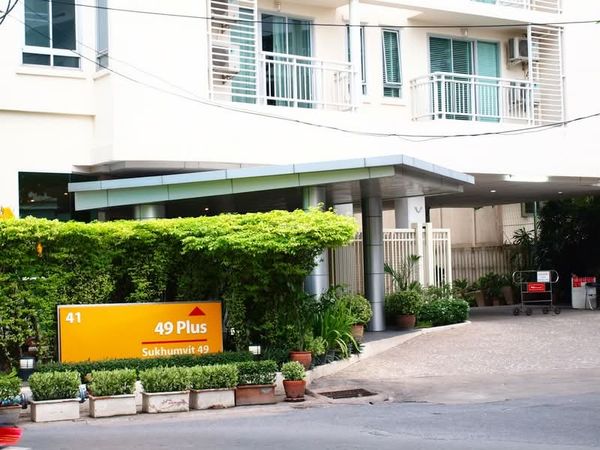 ✨ For Sale: 49 Plus Condo ✨  💰 Only 5,390,000 THB