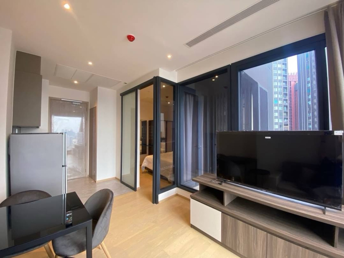 For Rent!! Ashton Asoke – Rama 9 🌆 1 Bedroom | 32.50 sq.m. | Fully Furnished💰 Rent : 26,000 THB/month 📞 Contact : Aomam (Agent) Tel./Line ID : 095-587-1692 WhatsApp : +66 95 587 1692