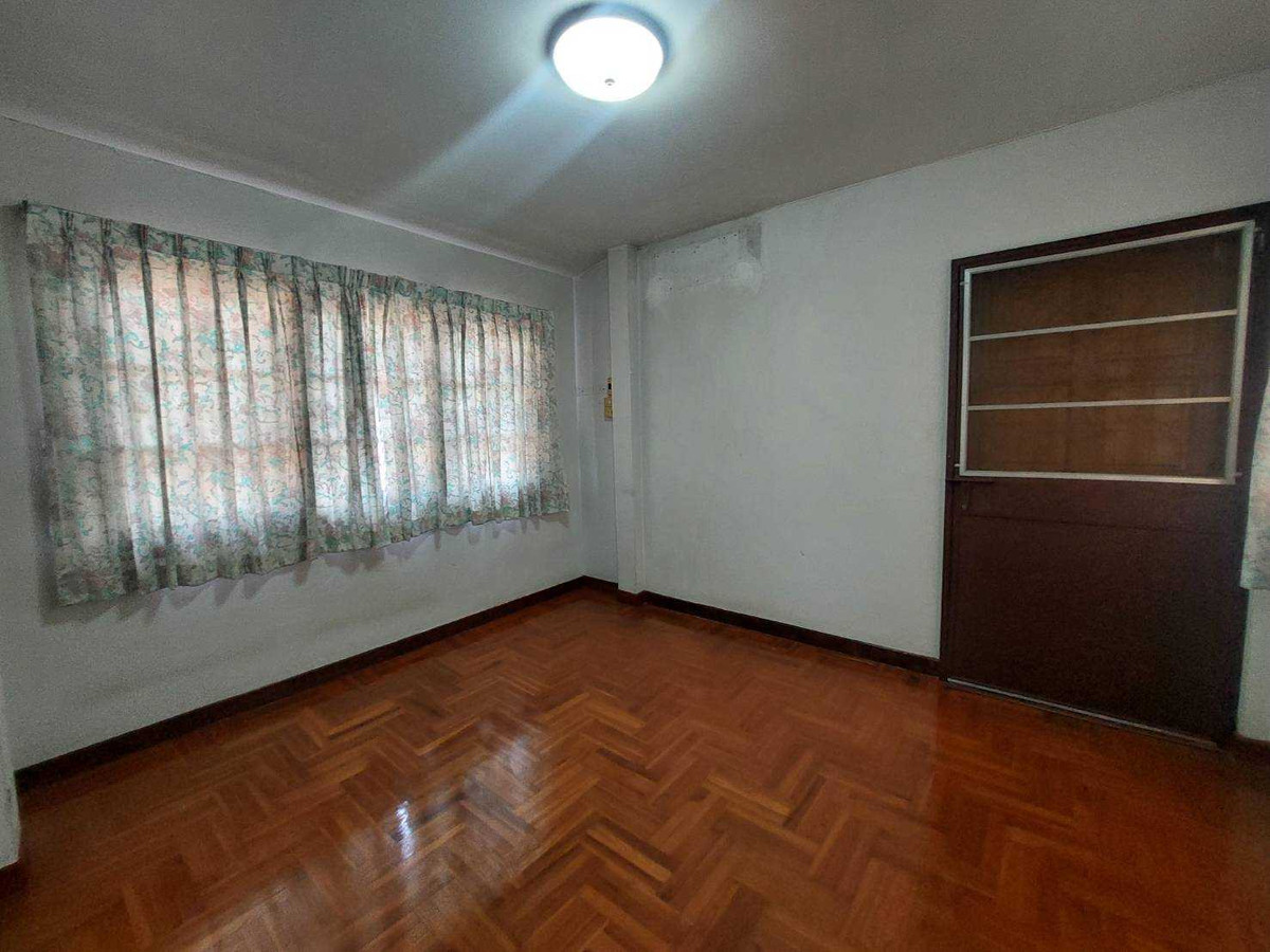 ขายบ้านแฝด ม.วังทองวิลเลจ ซอยเสรีไทย 33/1 ใกล้วงแหวนรอบนอก – รูปที่ 4