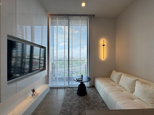 ให้เช่า 1 ห้องนอน วิวสวน ตกแต่งสวย 