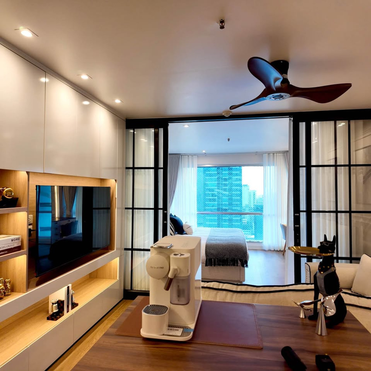 ขายคอนโด Sukhumvit Suite Sukhumvit 13 ราคา 4,800,000 บาท [NCs251213]