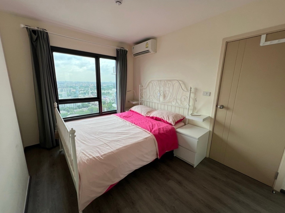 Condo for sale Rich Park @ Triple Station, Rich Park @ Triple Station, next to Hua Mak Station (4 minutes walk)
