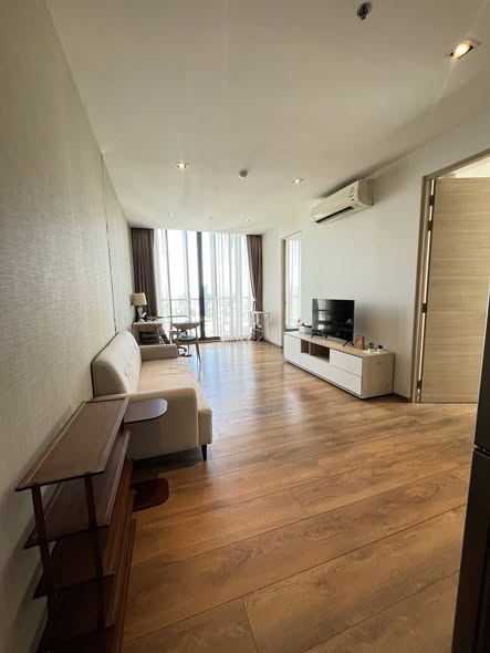 🔥Rent Now🔥 Park Origin Phrom Phong, near BTS Phrom Phong Station. Fully furnished and ready to move in.