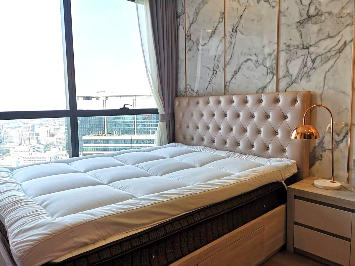 ขายพร้อมผู้เช่า Ashton Chula Silom ราคา 5,900,000 บาท [NCs251215]