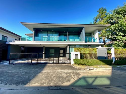 For Rent | Ultra-Luxury Detached Home at Setthasiri Krungthep Kreetha (corner unit) Largest House Type | Fully Furnished | Pet Friendly | Near Brighton College Bangkok