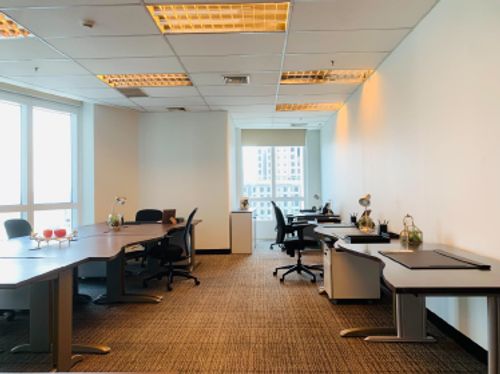 ให้เช่า Service Office ใกล้ BTS เพลินจิต ในอาคารสำนักงานเกรด A