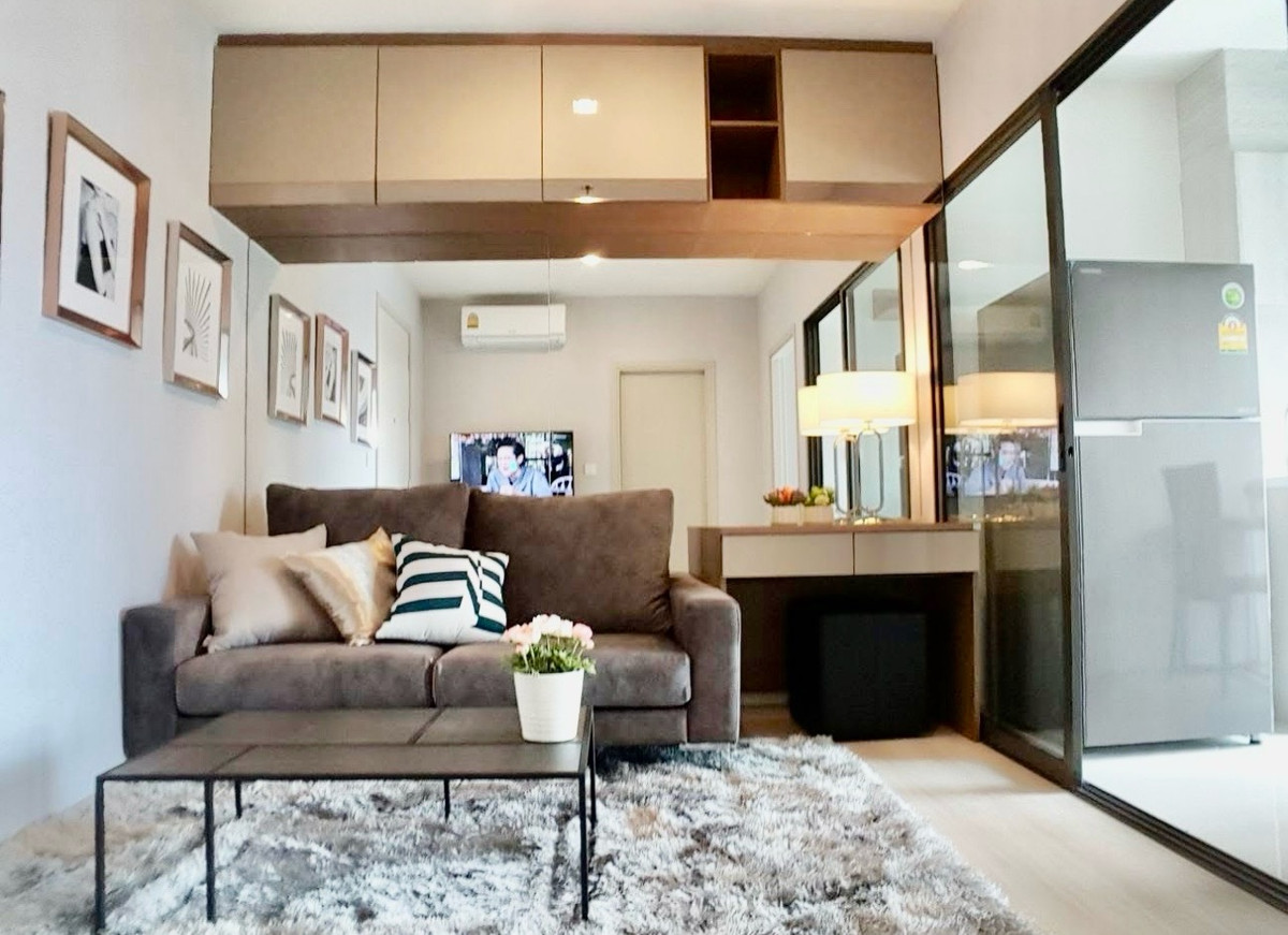 Life Sukhumvit 48 Prime Location near BTS Phra Khanong Modern city living in a convenient Sukhumvit location Life Sukhumvit 48 Prime Location near BTS Phra Khanong Modern city living in a convenient Sukhumvit location