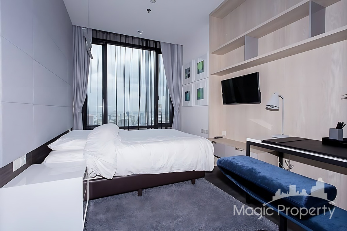 2 Bedroom For Rent in Edge Sukhumvit 23 Condominium, Watthana, Bangkok