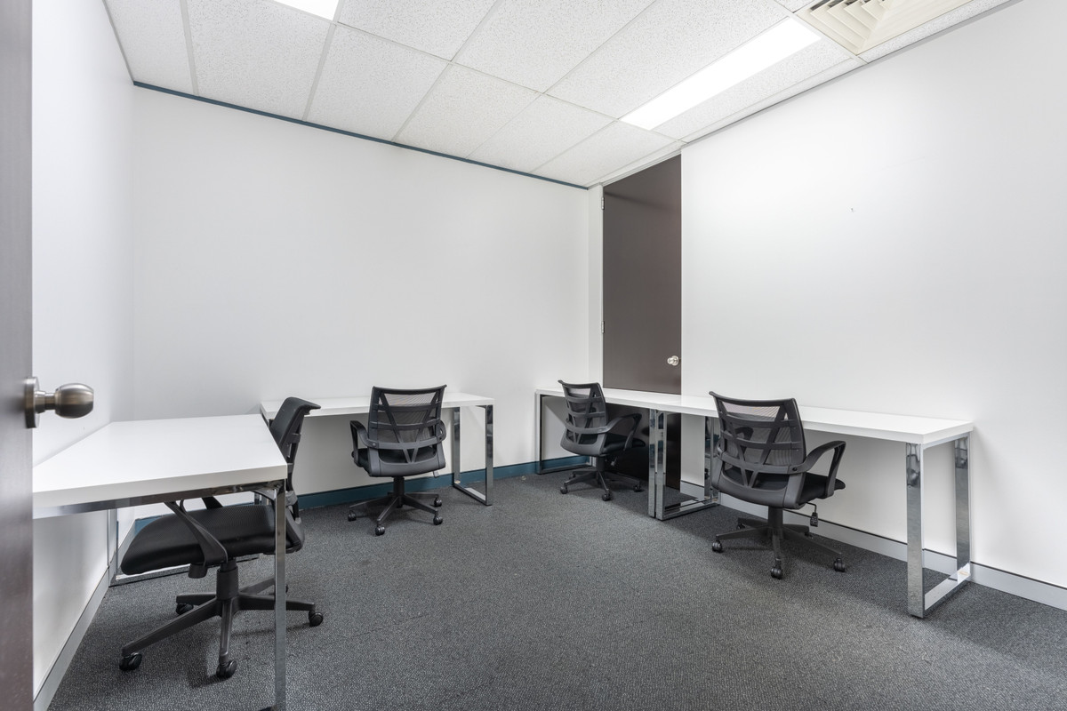 ย้ายเข้าพื้นที่ออฟฟิศพร้อมใช้งานสำหรับ 10 พนักงาน ใน Regus Central Chaengwattana Office Tower – รูปที่ 3