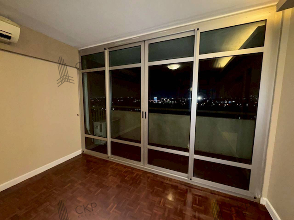 L260096 | Selling Lakeview Riviera Condominium. Currently tenanted, unfurnished unit. Near Impact Muang Thong Thani. Easy access via multiple routes. L260096 | Selling Lakeview Riviera Condominium. Currently tenanted, unfurnished unit. Near Impact Muang Thong Thani. Easy access via multiple routes.