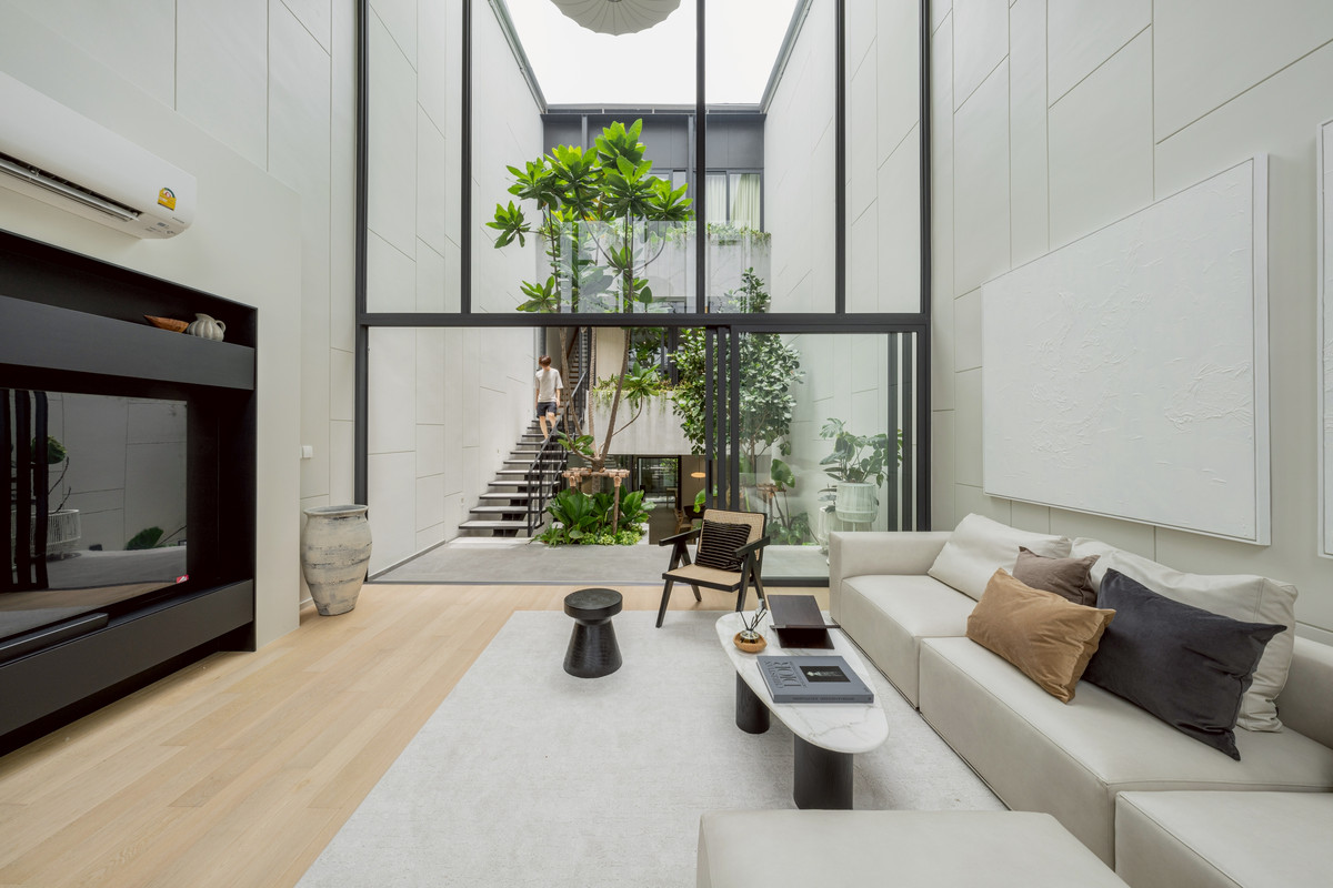 🏠 Luxury Townhome for Sale in Pattanakarn, 350 sq.m. usable area, largest house type in Baan Puripuri Courtyard-Pattanakarn project | 3 Bedrooms, 4 Bathrooms + 2 Multipurpose Rooms 🏠 Luxury Townhome for Sale in Pattanakarn, 350 sq.m. usable area, largest house type in Baan Puripuri Courtyard-Pattanakarn project | 3 Bedrooms, 4 Bathrooms + 2 Multipurpose Rooms