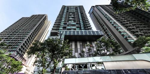 ✨ For Sale: Keyne by Sansiri Condo Luxury ✨ 💰 Only 13,800,000 THB 100 เมตร ถึงBTS ทองหล่อ ราคาห้องนี้ถูกกว่าราคาเปิดตัวมากครับ ถูกกว่านี้ไม่มีแล้วครับ ห้องสวย จัดเต็ม มีห้องพร้อมนัดชมครับ สนใจติดต่อ คุณเจมส์มาร์