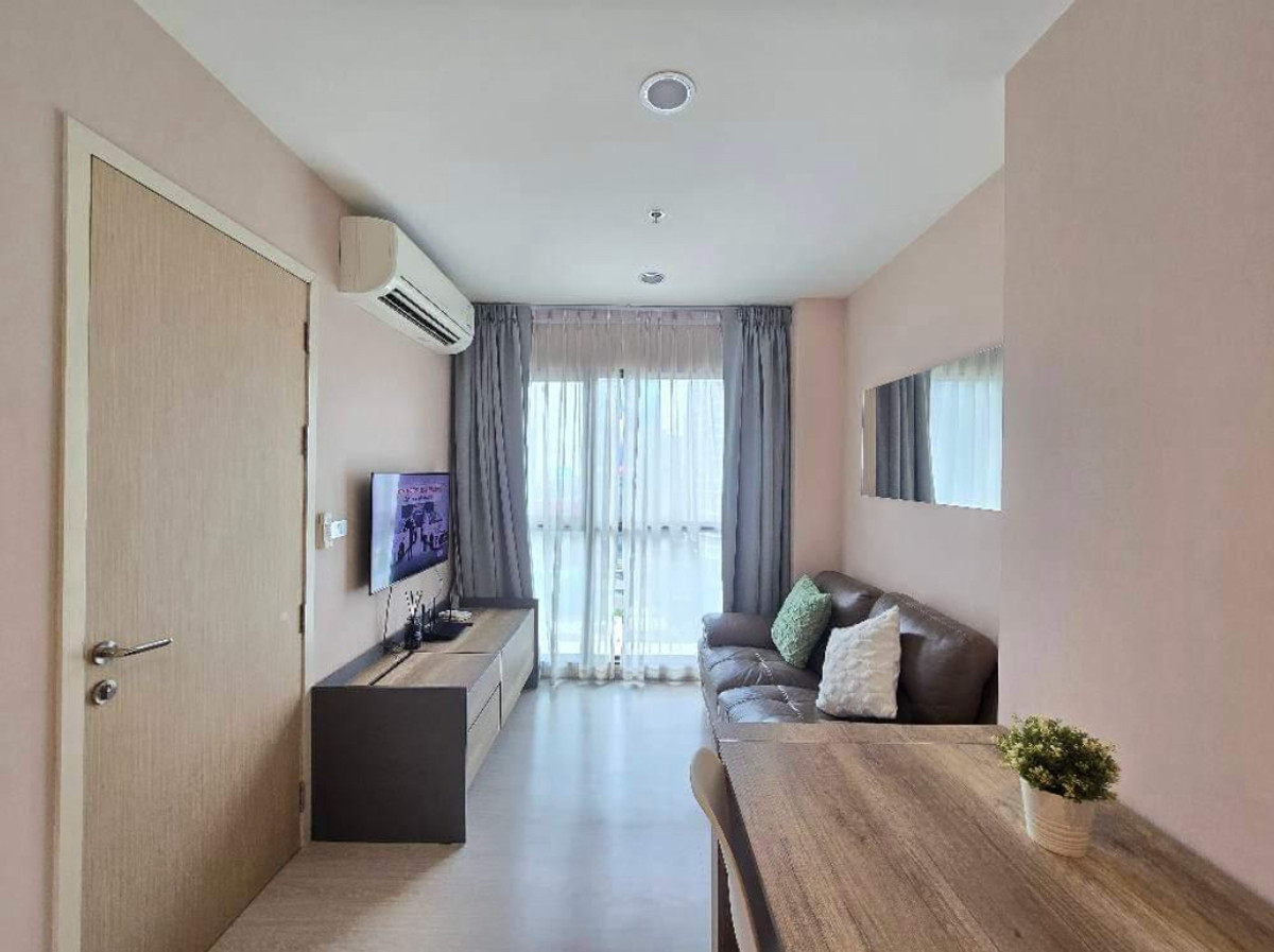 Condo for Rent: Rhythm Asoke II Near MRT Rama 9 Condo for Rent: Rhythm Asoke II Near MRT Rama 9