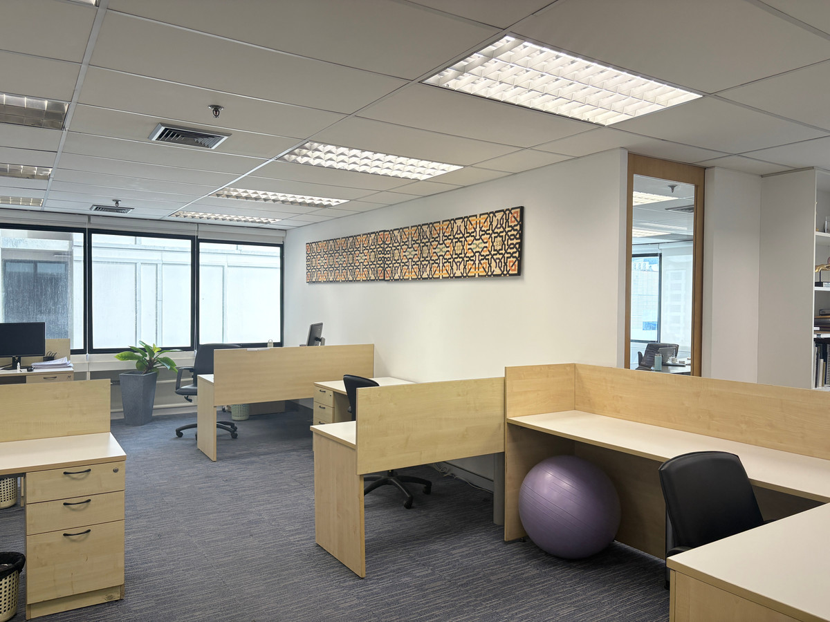 Office for Sale – Ocean Tower 2, Asoke