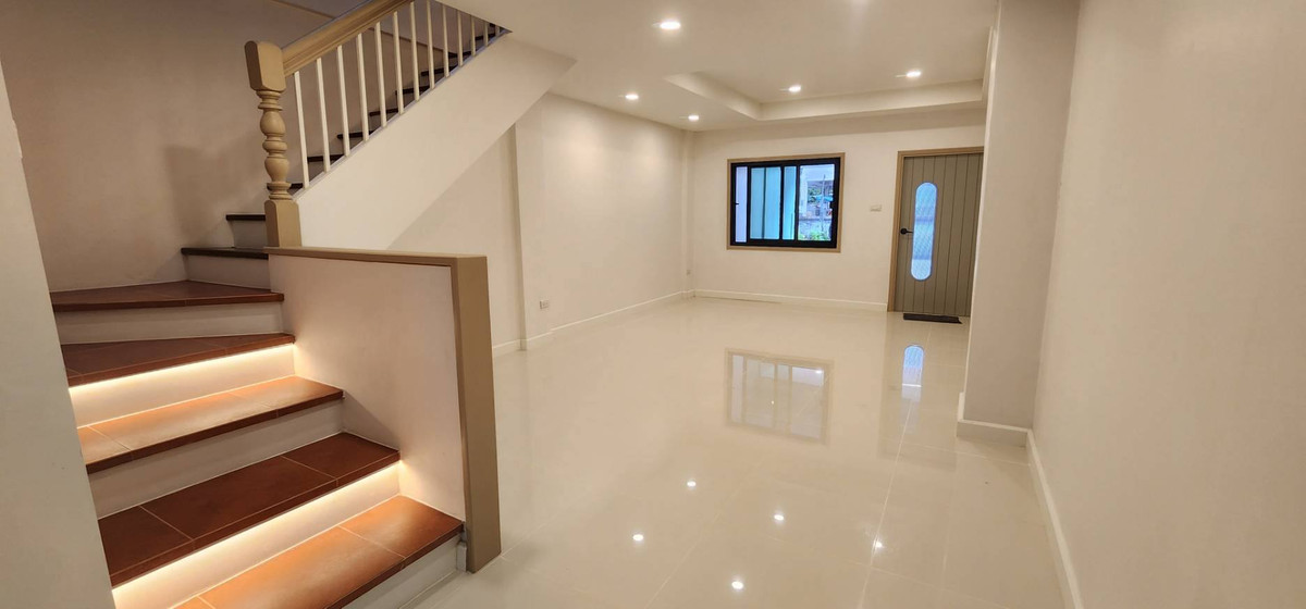 Townhouse for sale 16 sq m. Loet Ubon Raminthra Loet Ubon Raminthra – รูปที่ 4