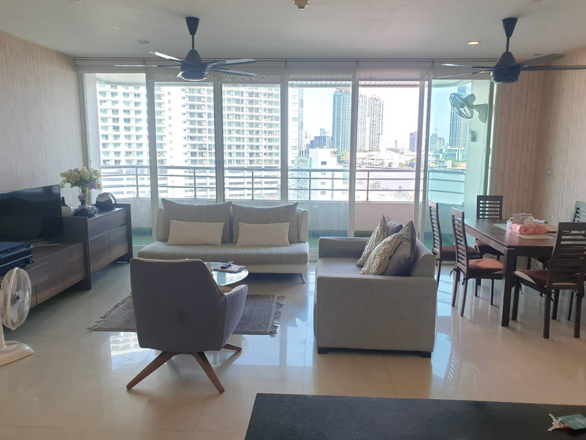 145sqm Under market price 3 bedrooms for sale at Watermark Chaopraya – รูปที่ 3