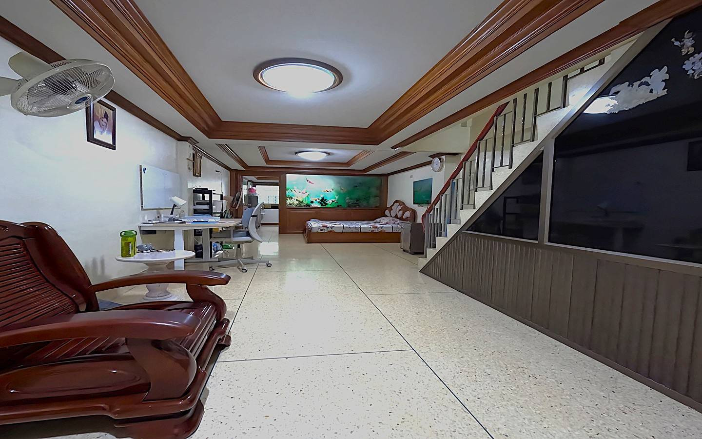 Commercial building for sale, 4 and a half floors, Samre, Soi Somdet Phra Chao Taksin 19. Strong structure Built-in teak wood, good quality. Cant find it at this price. Commercial building for sale, 4 and a half floors, Samre, Soi Somdet Phra Chao Taksin 19. Strong structure Built-in teak wood, good quality. Cant find it at this price.