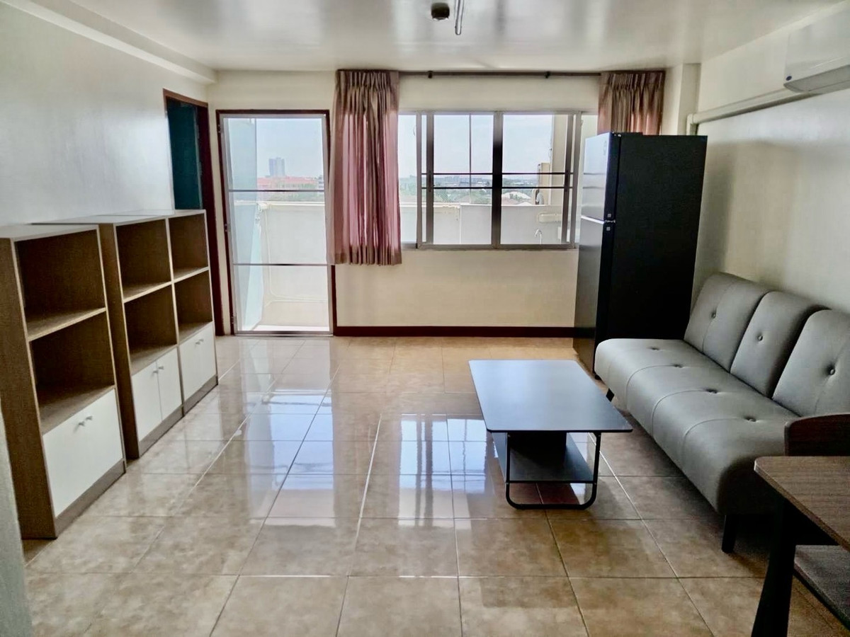 Condo for rent/sale, big room Condo for rent/sale, big room