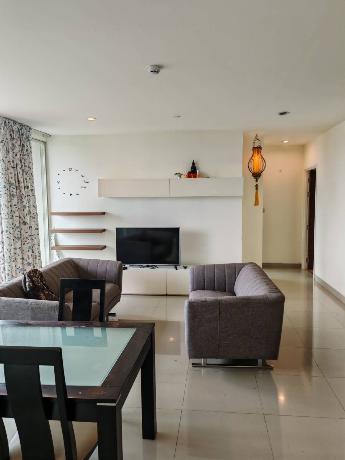 145sqm Spacious Riverside 3 bedrooms for rent at Watermark Chaopraya 145sqm Spacious Riverside 3 bedrooms for rent at Watermark Chaopraya