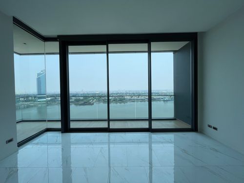 ายคอนโดริมน้ำสุดหรู CANAPAYA RESIDENCES (คณาพญา เรสซิเดนซ์) 2 ห้องนอน 2 ห้องน้ำ  สัมผัสประสบการณ์การใช้ชีวิตเหนือระดับบนโค้งน้ำเจ้าพระยาที่สวยที่สุด พร้อมให้คุณเป็นเจ้าของยูนิตพิเศษในราคาโปรโมชั่น