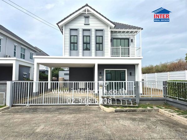 2-story detached house, 72.5 sq m, Grand Siwarom Village. Sukhumvit-Bang Pu Near Bang Pu Industrial Estate Opposite the court prosecutor's office Mueang Samut Prakan, Samut Prakan